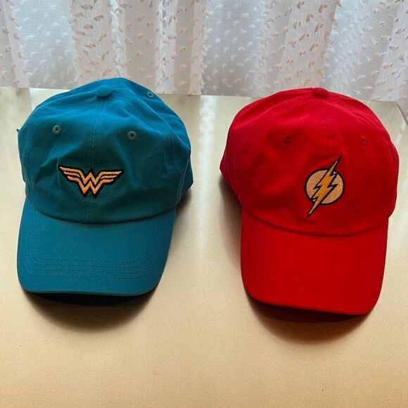 Hat 🧢  - Picture 1 of 6